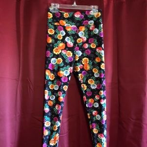 Disney Lularoe Leggings Rare TC Tall & Curvy New